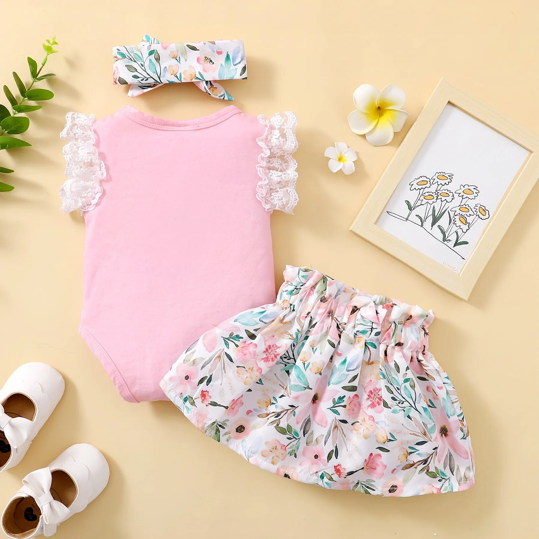 3 Pieces Set Baby Girls Lace Rompers Flower Print Shorts And Bow Headwear