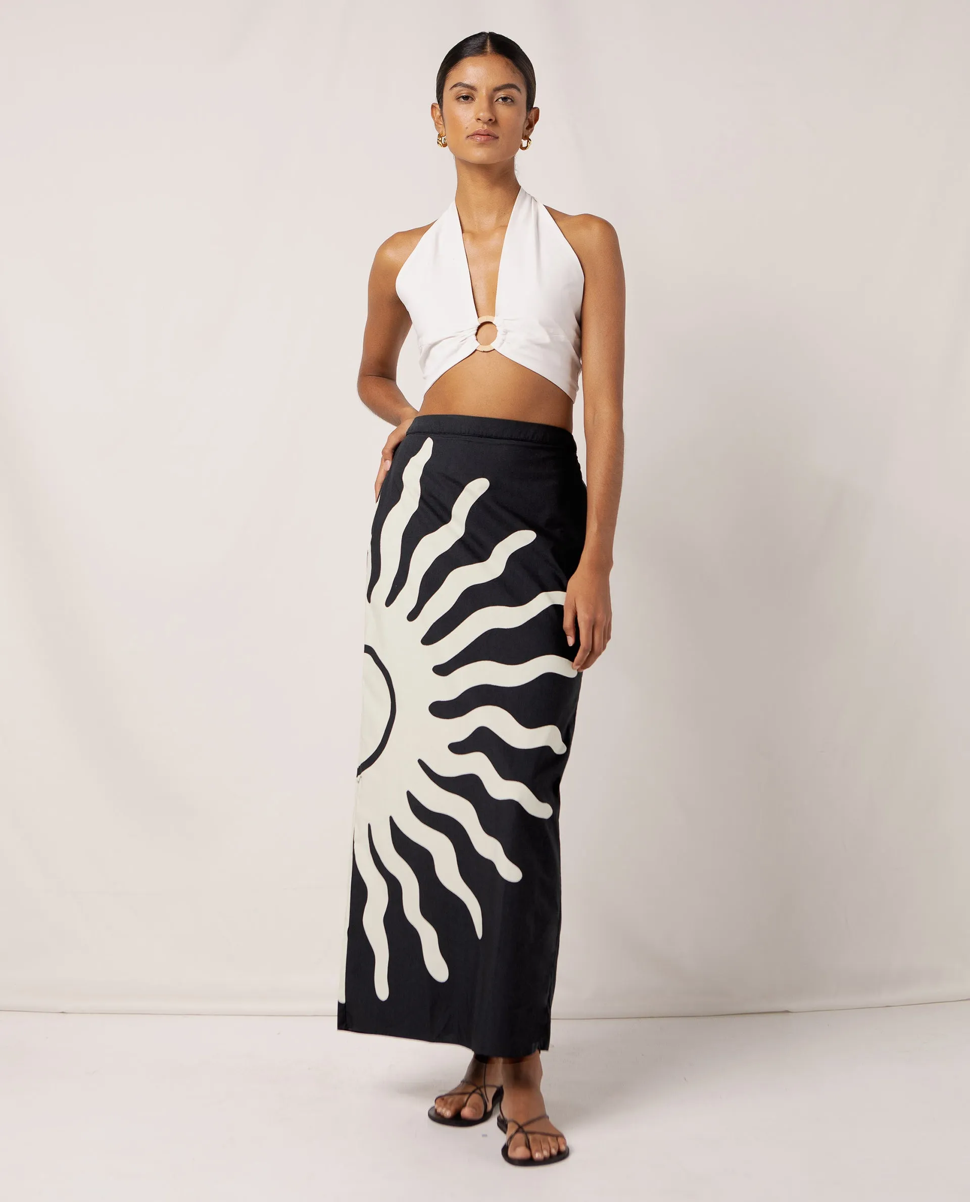 Stylish Magda Sunburst Skirt – Flattering Fit with Vibrant Sunburst Pattern