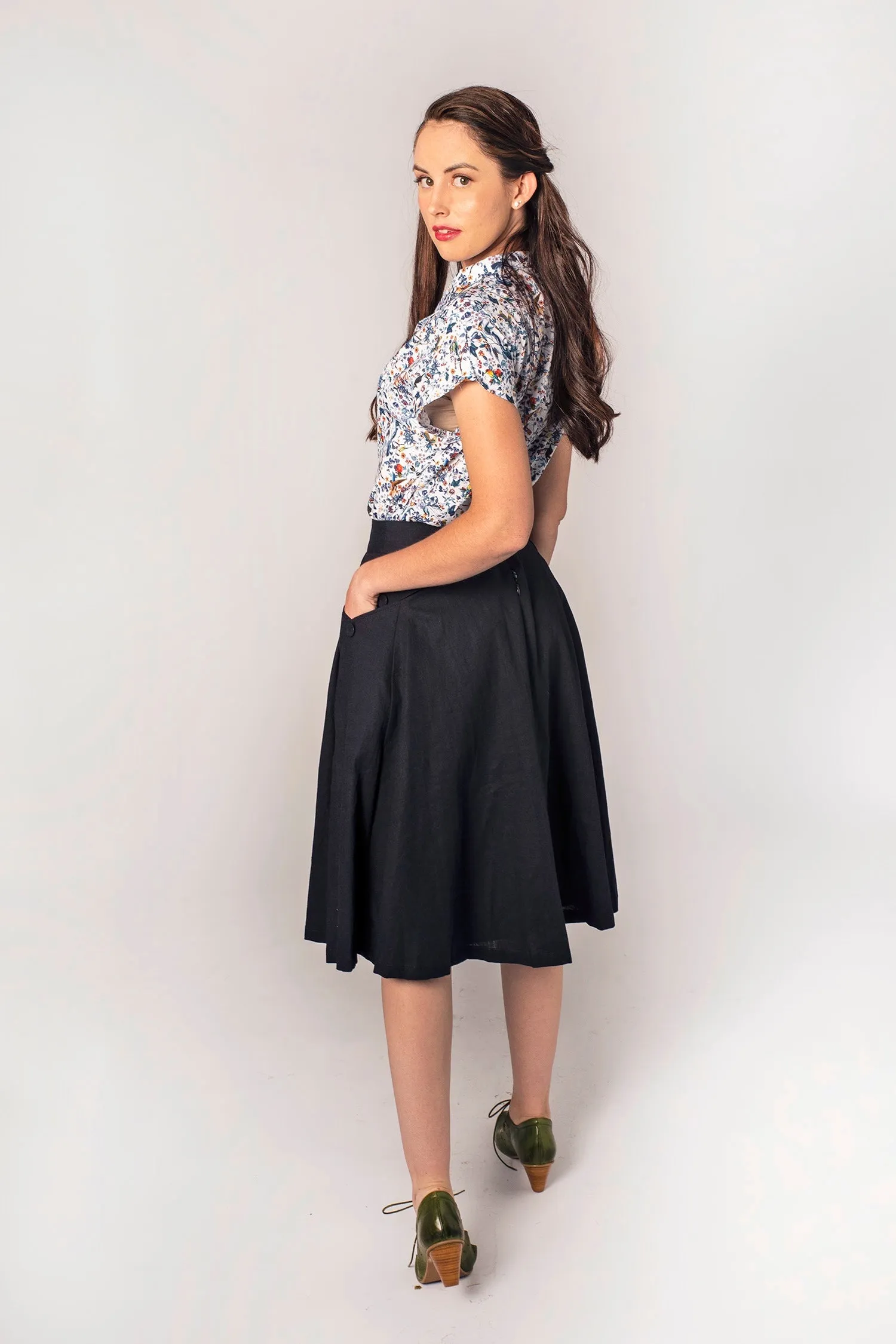 Meline Navy Linen Skirt