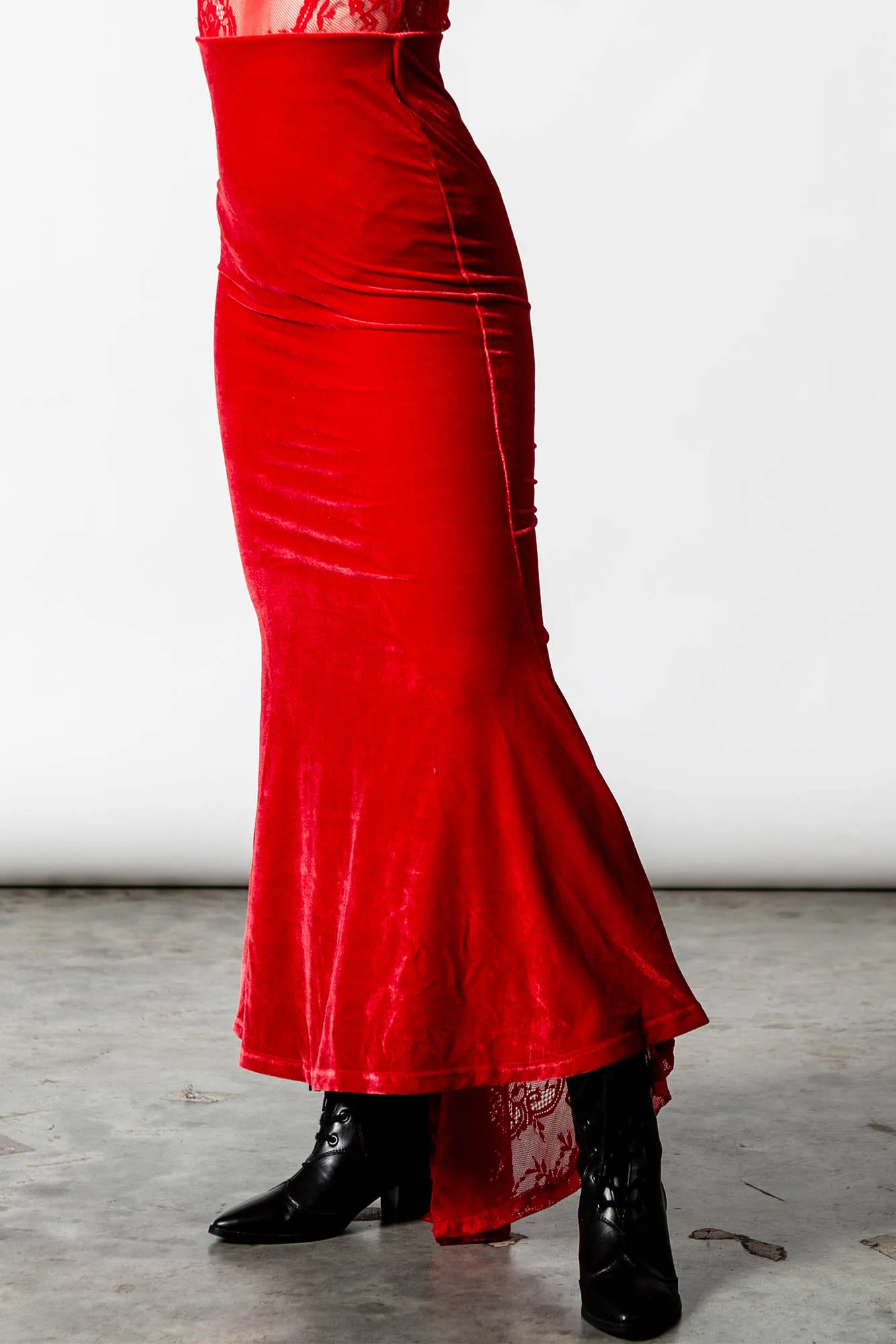 The Ghostess Maxi Skirt [SCARLET]