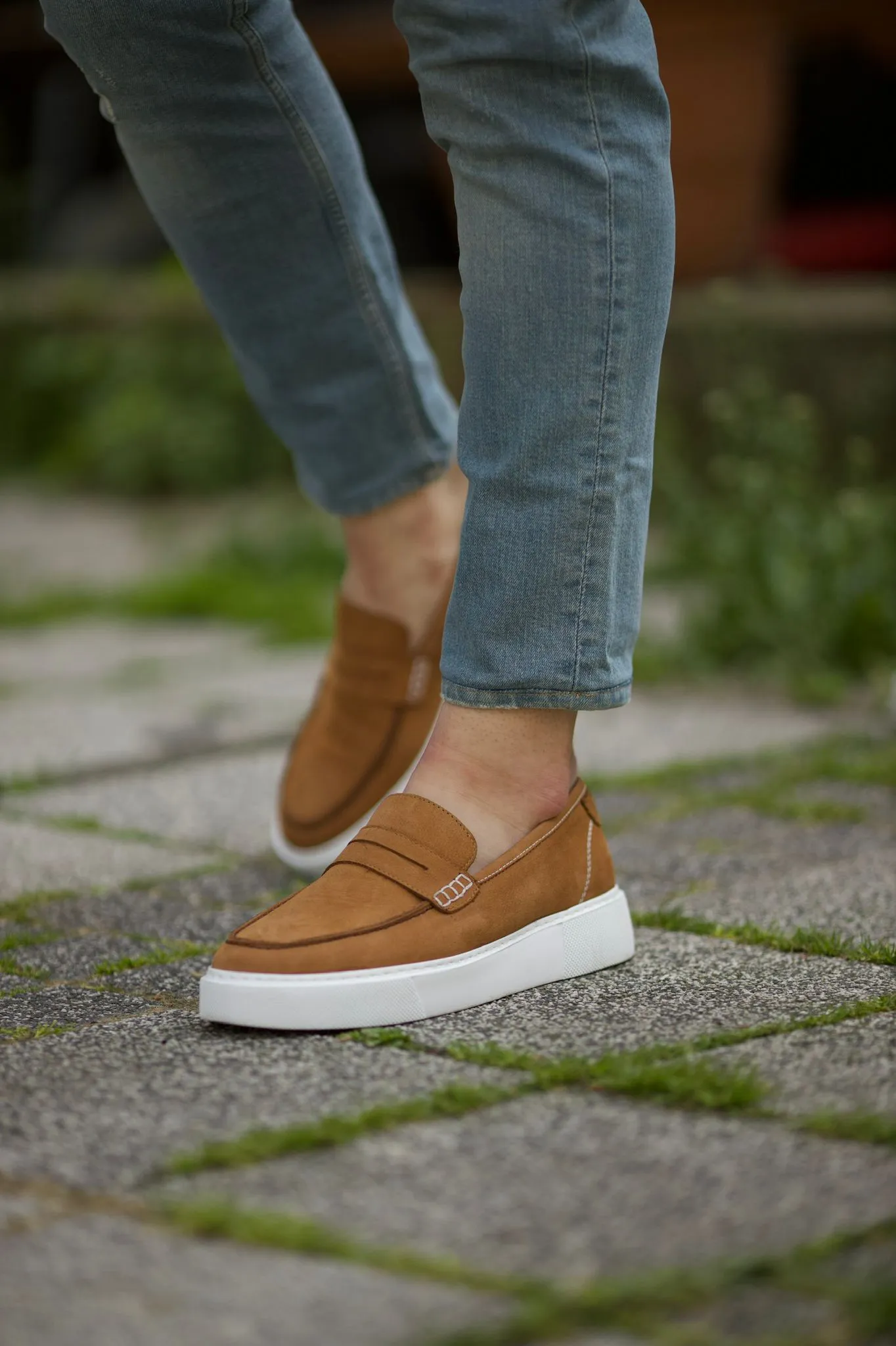 Vince Eva Sole Nubuck Strap Camel  Shoes