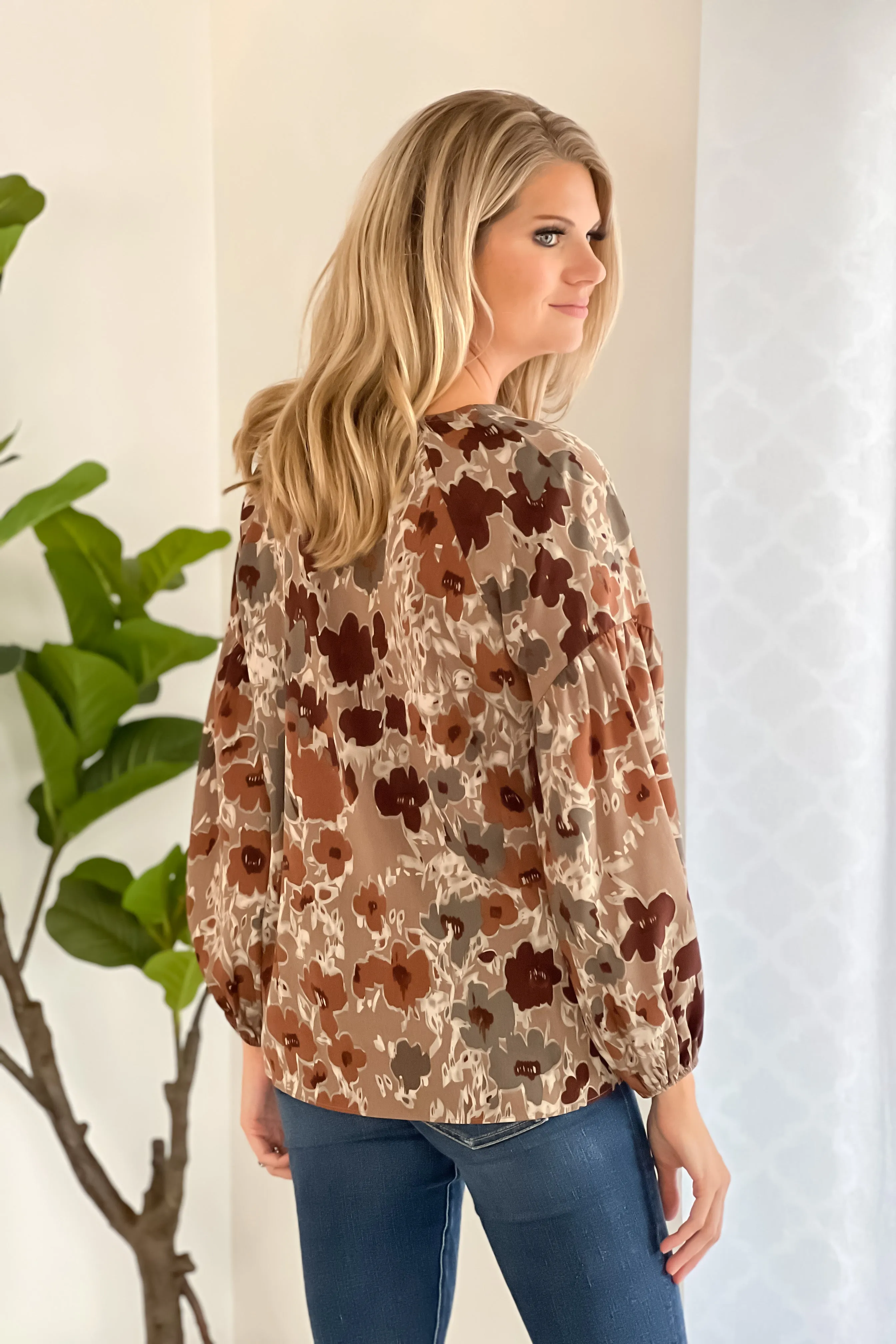 Vino Weekend Floral Trumpet Sleeve Blouse : Taupe/Teal/Grey